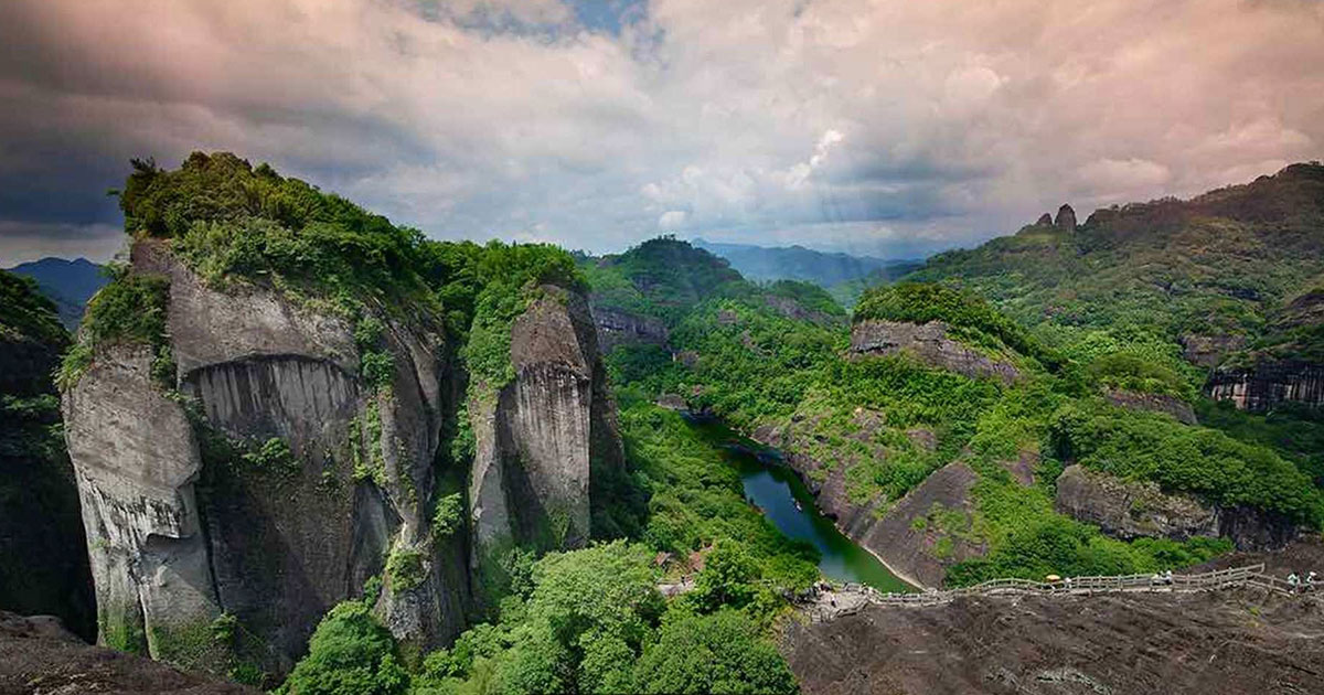 Wuyi Shan Wuyi Mountains Fujian Province-the heart of tea